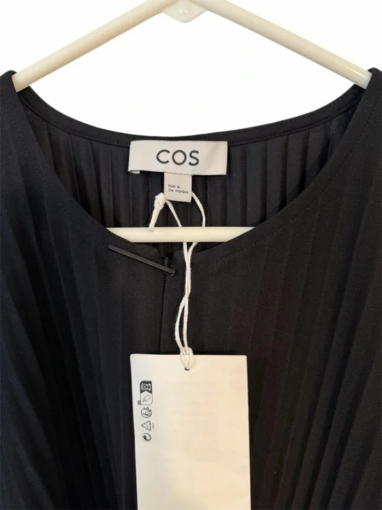 COS pleated top and trousers set NWT - Picture 3 of 8